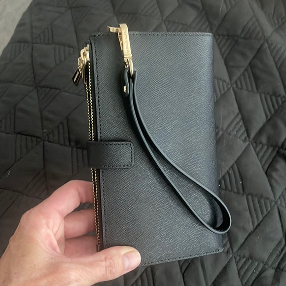 Michael Kors MK Jet Set Travel Lg Double Zip Leather Wristlet Black - Picture 3 of 6